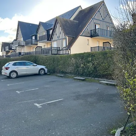 App Cosy Avec Balcon Et Acces Cabourg