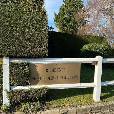 Apartment App Cosy Avec Balcon Et Acces Cabourg