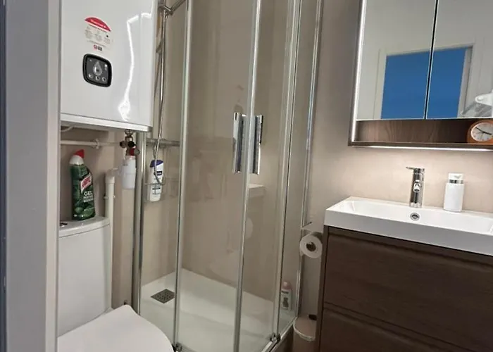 Appartement App Cosy Avec Balcon Et Accés *